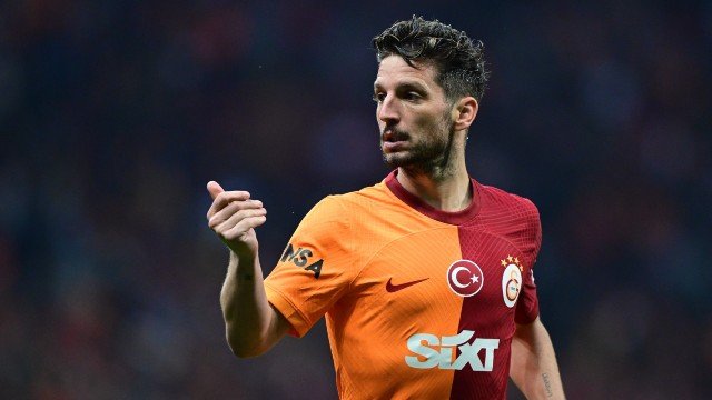 G.Saray, Mertens'le uzattı